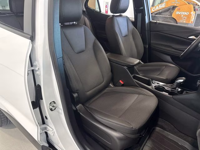 2026 Summit White Buick Encore GX Preferred AWD SUV
