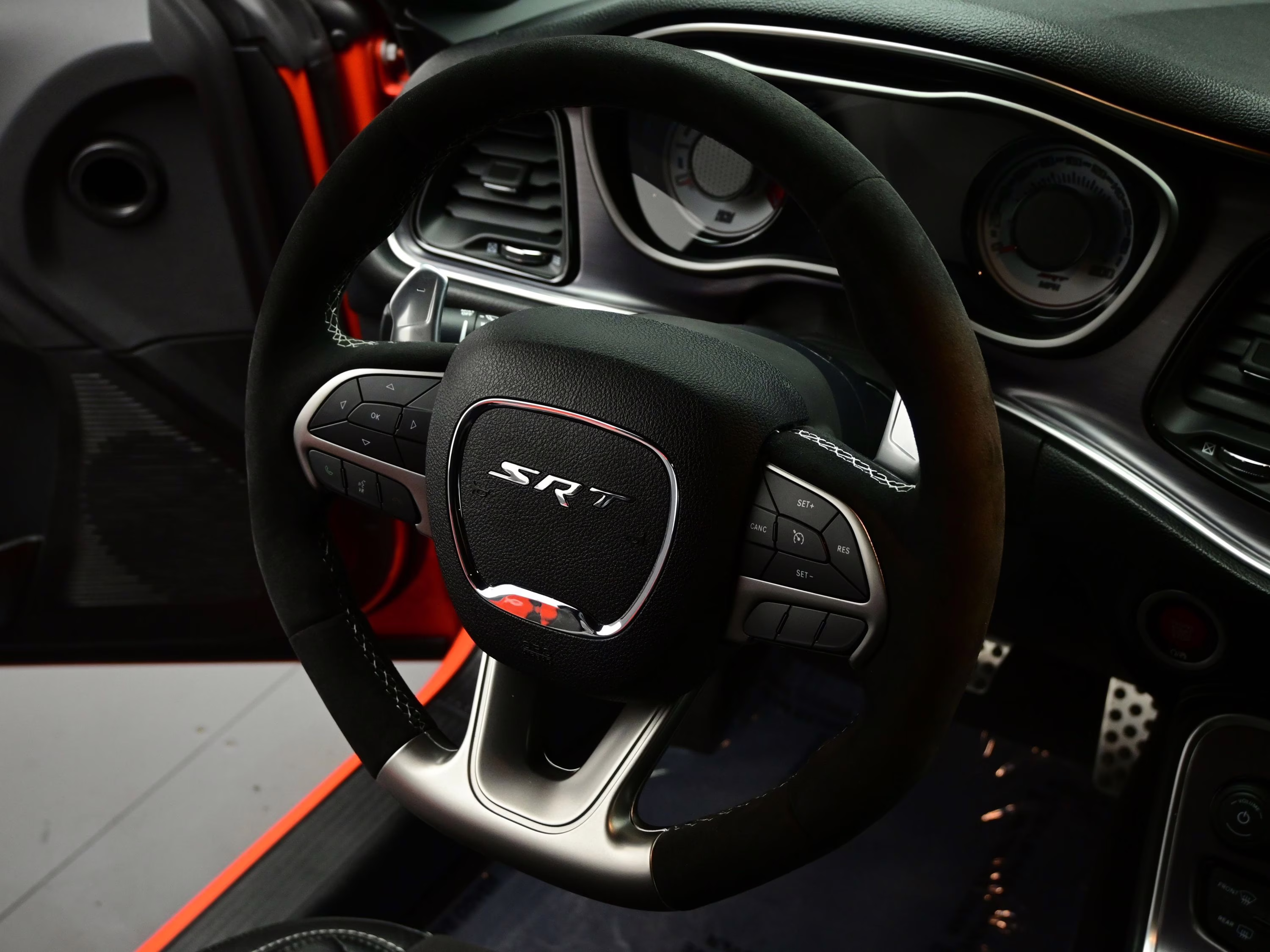 2018 Go Mango! Dodge Challenger SRT RWD Coupe