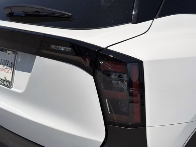 2026 Fresh Powder Nissan Kicks SV FWD SUV