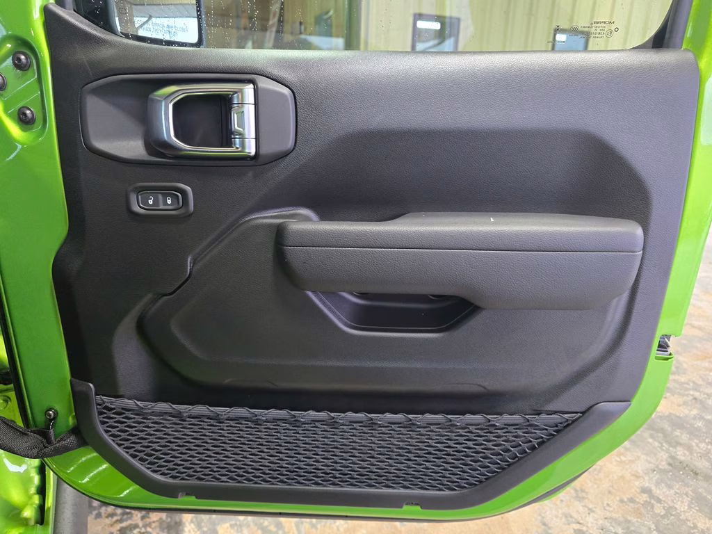 2025 Mojito Clearcoat Jeep Wrangler Rubicon 4X4 SUV