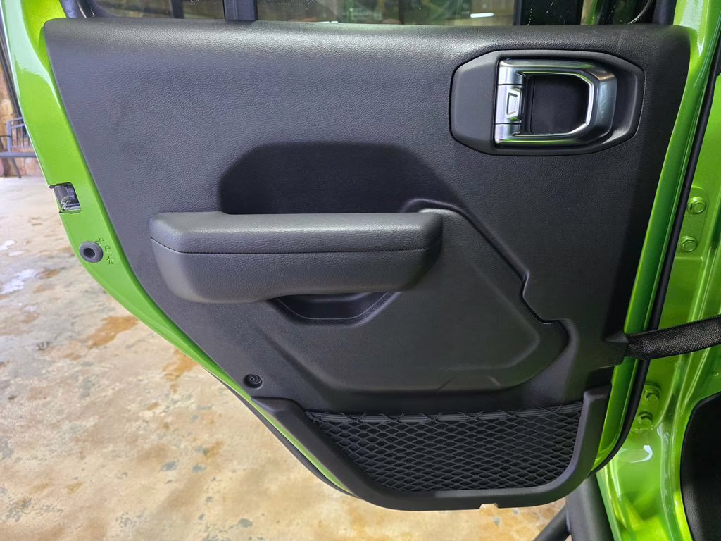 2025 Mojito Clearcoat Jeep Wrangler Rubicon 4X4 SUV