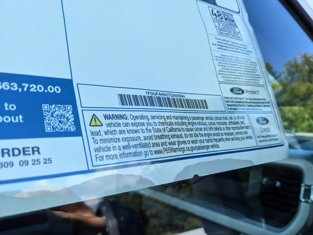 2026 Oxford White Ford Super Duty F-450 DRW XL 4X4 Chassis