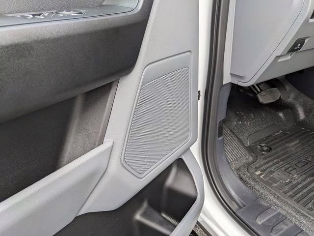 2026 Oxford White Ford Super Duty F-450 DRW XL 4X4 Chassis