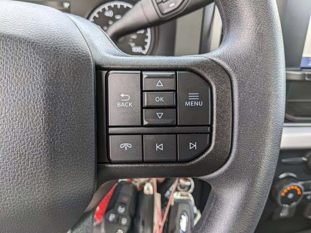 2026 Oxford White Ford Super Duty F-450 DRW XL 4X4 Chassis