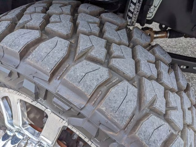 2026 Agate Black Metallic Ford Super Duty F-450 DRW Platinum 4X4 Truck