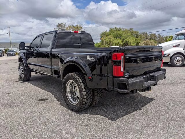 2026 Agate Black Metallic Ford Super Duty F-450 DRW Platinum 4X4 Truck