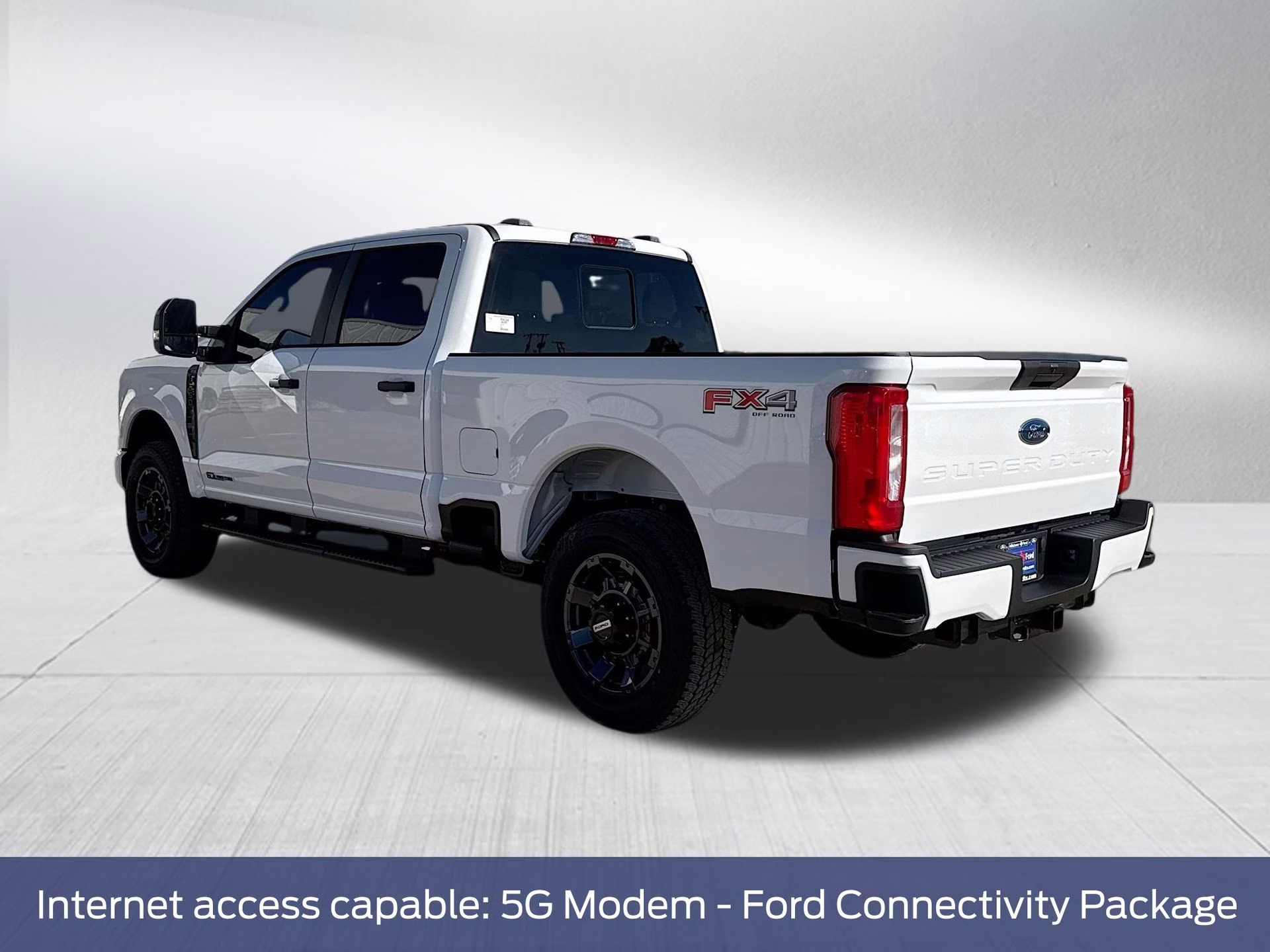 2026 Oxford White Ford Super Duty F-250 SRW XL 4X4 Truck