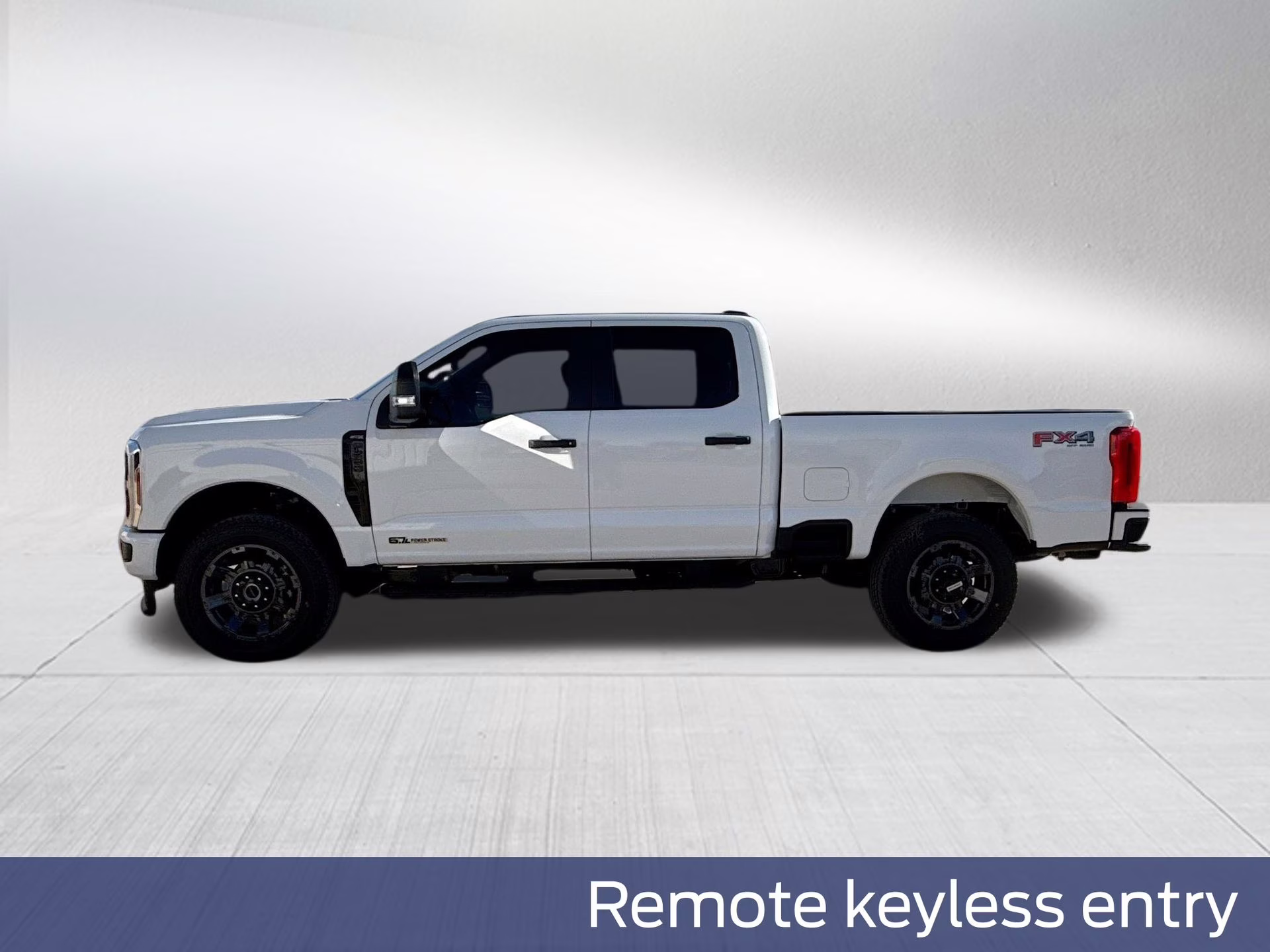 2026 Oxford White Ford Super Duty F-250 SRW XL 4X4 Truck