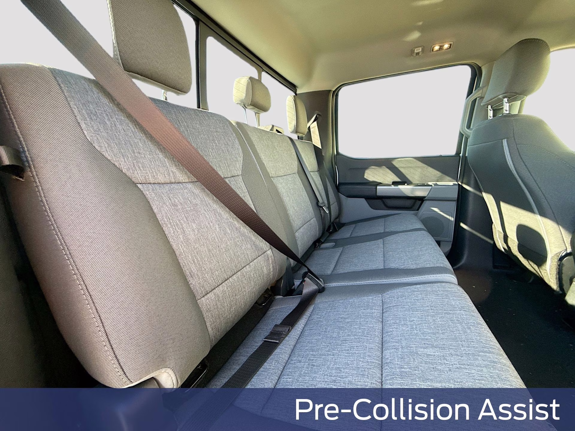 2026 Oxford White Ford Super Duty F-250 SRW XL 4X4 Truck