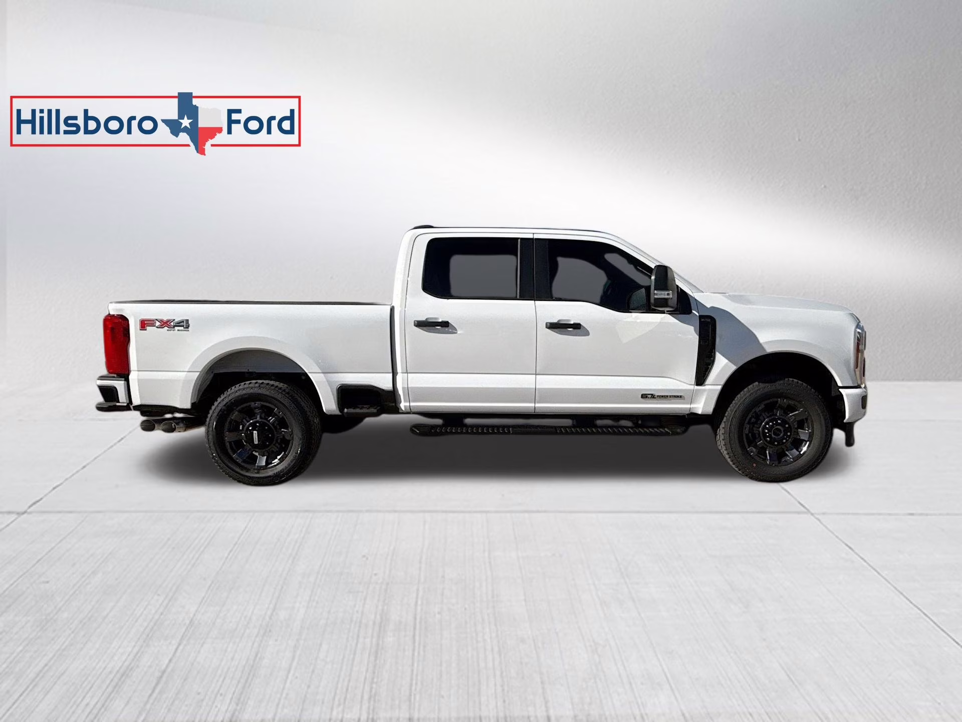 2026 Oxford White Ford Super Duty F-250 SRW XL 4X4 Truck