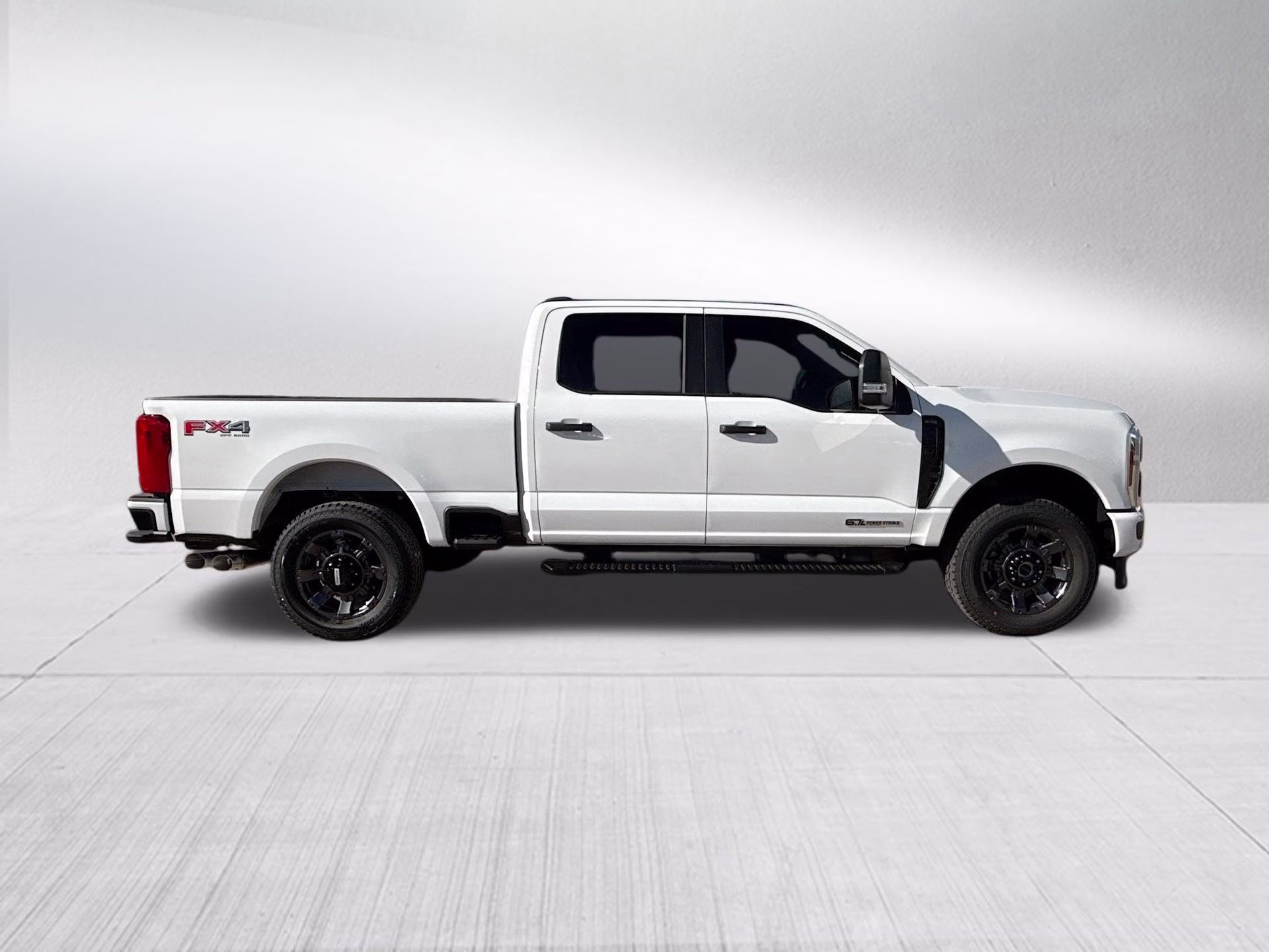 2026 Oxford White Ford Super Duty F-250 SRW XL 4X4 Truck
