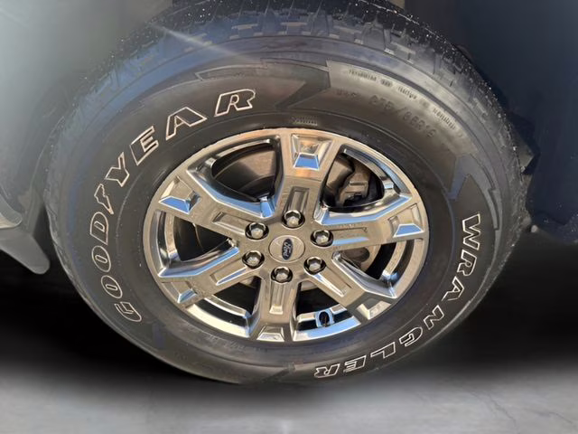 2021 White Ford F-150 XLT XTR 4X4 Truck