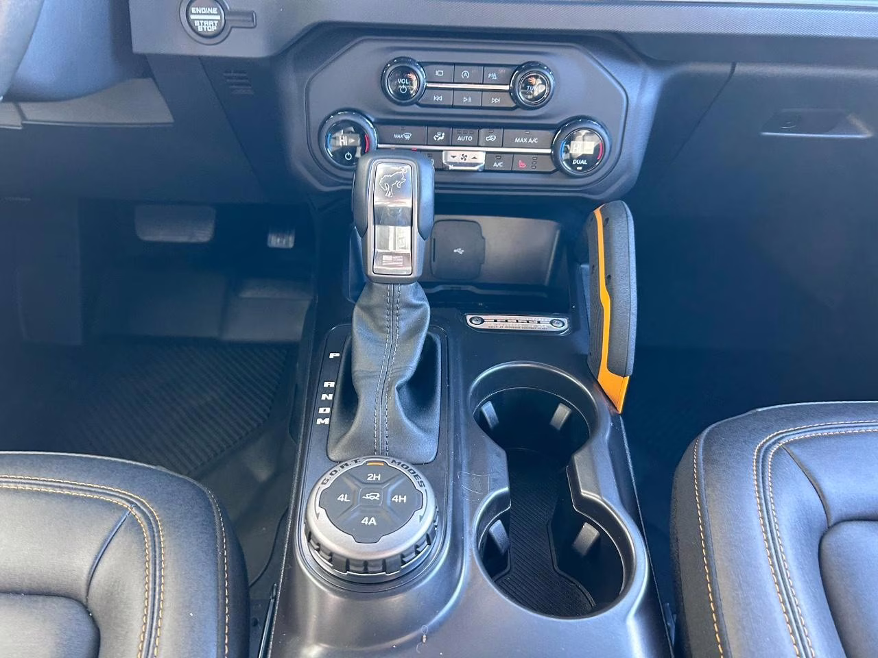 2024 Carbonized Gray Metallic Ford Bronco Badlands 4X4 SUV