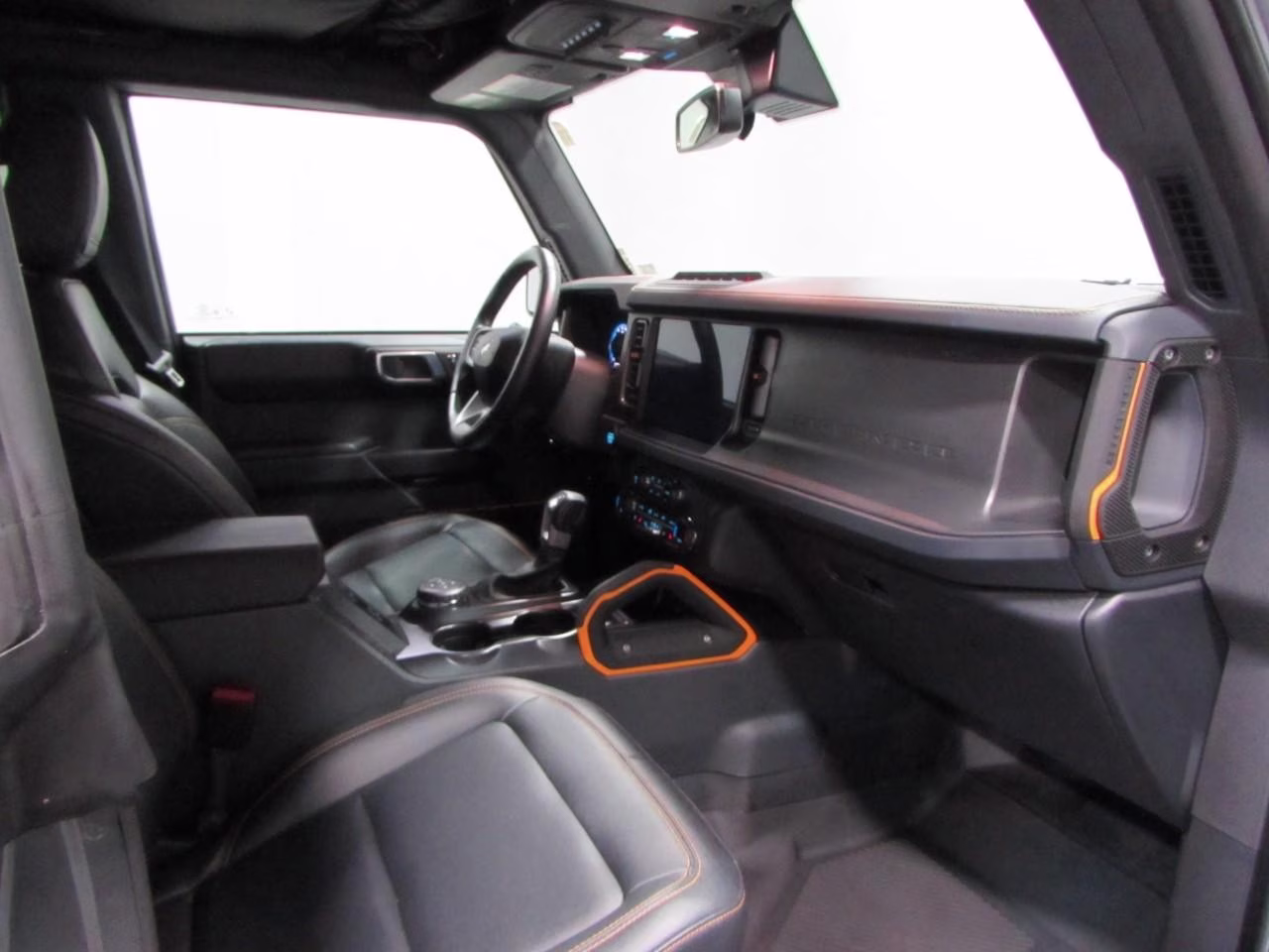 2024 Carbonized Gray Metallic Ford Bronco Badlands Soft Top 4X4 SUV