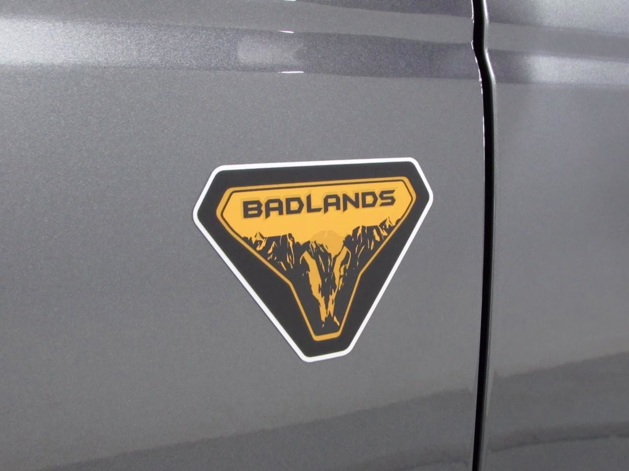 2024 Carbonized Gray Metallic Ford Bronco Badlands Soft Top 4X4 SUV