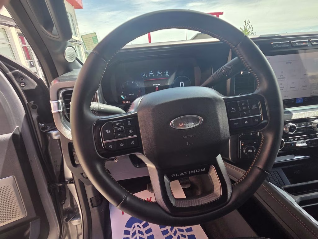 2023 Silver Ford Super Duty F-350 DRW Platinum 4X4 Truck