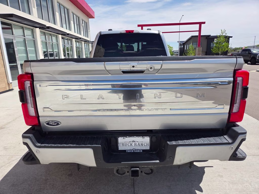2023 Silver Ford Super Duty F-350 DRW Platinum 4X4 Truck