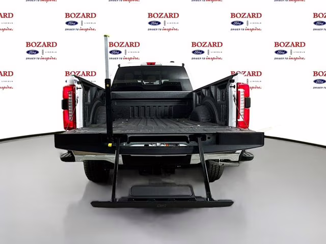 2026 Star White Metallic Tri-Coat Ford Super Duty F-250 SRW Lariat 4X4 Truck