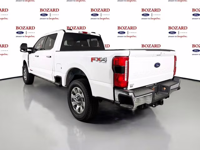 2026 Star White Metallic Tri-Coat Ford Super Duty F-250 SRW Lariat 4X4 Truck