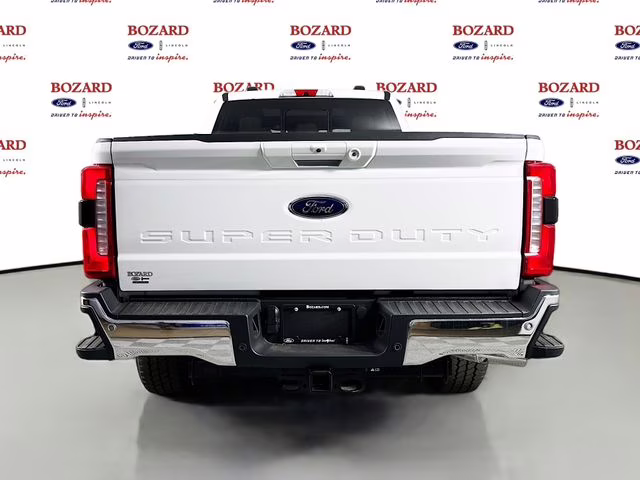 2026 Star White Metallic Tri-Coat Ford Super Duty F-250 SRW Lariat 4X4 Truck