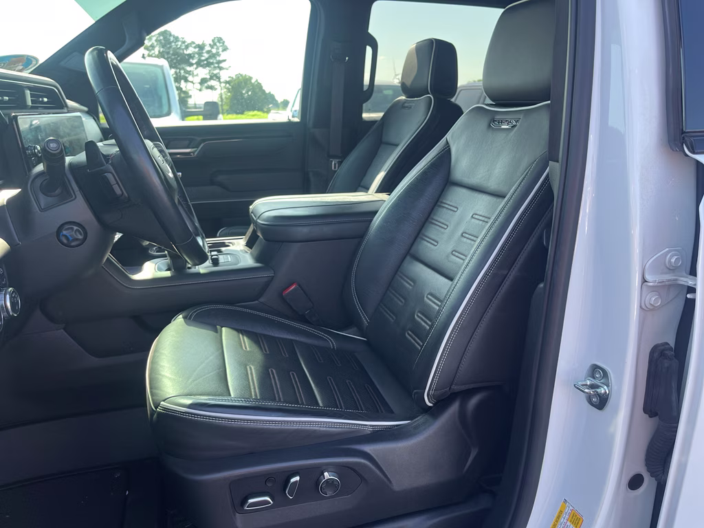 2023 Summit White GMC Sierra AT4X 4X4 Truck