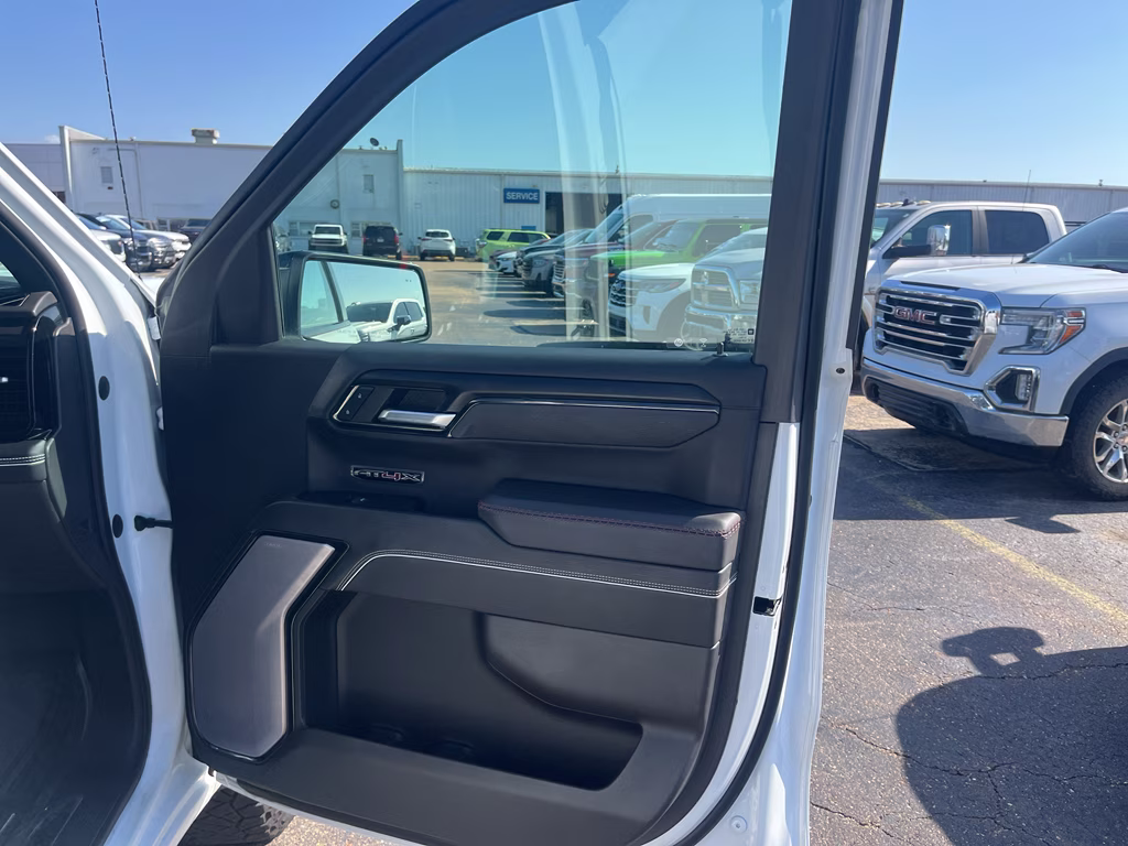 2023 Summit White GMC Sierra AT4X 4X4 Truck