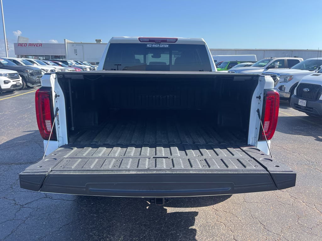 2023 Summit White GMC Sierra AT4X 4X4 Truck