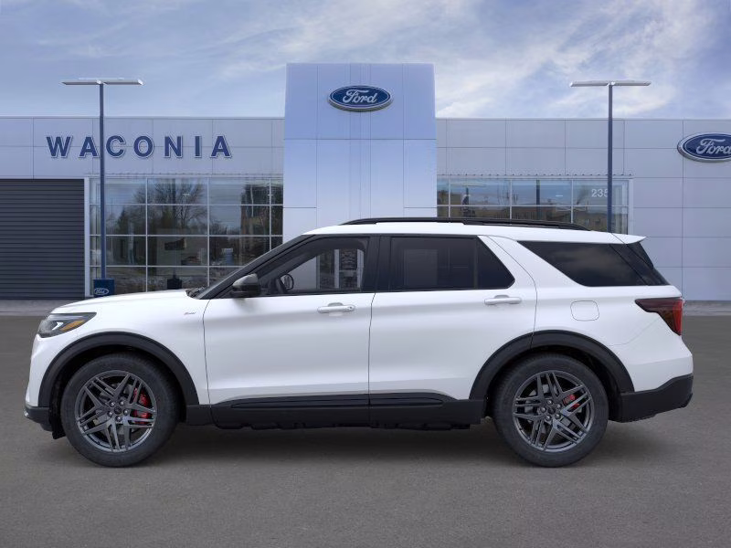 2026 Star White Metallic Tri-Coat Ford Explorer ST-Line 4X4 SUV