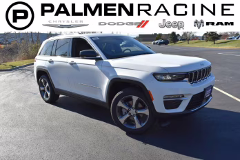 2025 Bright White Clearcoat Jeep Grand Cherokee Limited 4X4 SUV