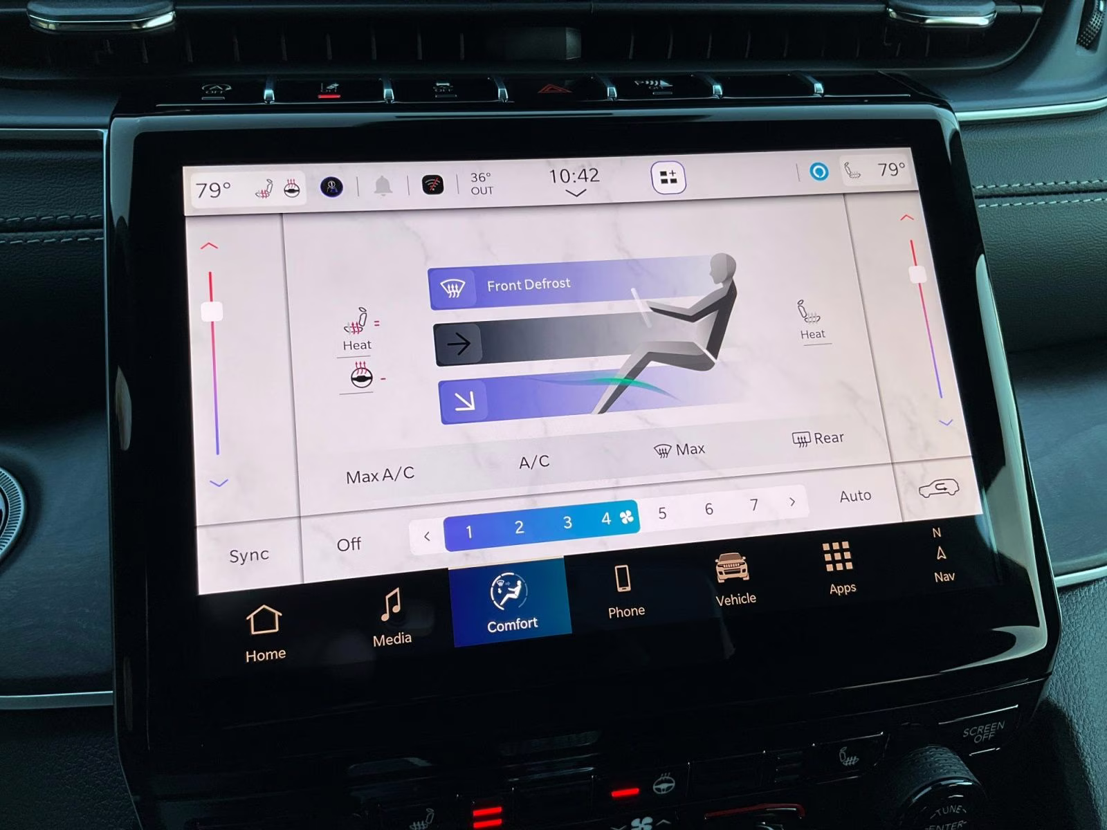 2025 Baltic Gray Metallic Clearcoat Jeep Grand Cherokee Limited 4X4 SUV