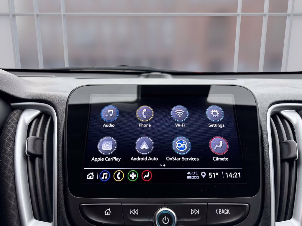 2024 Sterling Gray Metallic Chevrolet Malibu LT FWD Sedan