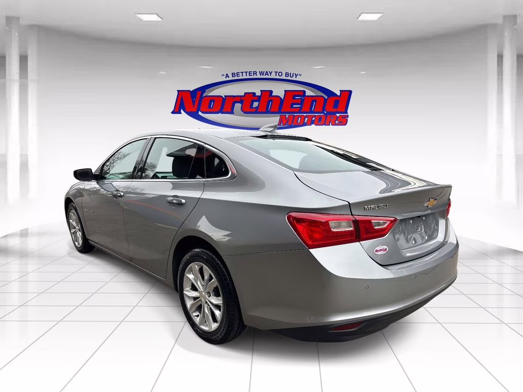 2024 Sterling Gray Metallic Chevrolet Malibu LT FWD Sedan