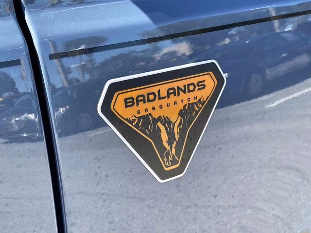 2025 Azure Gray Metallic Tri-Coat Ford Bronco Badlands 4X4 Convertible