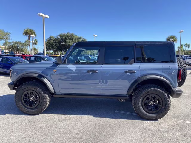 2025 Azure Gray Metallic Tri-Coat Ford Bronco Badlands 4X4 Convertible