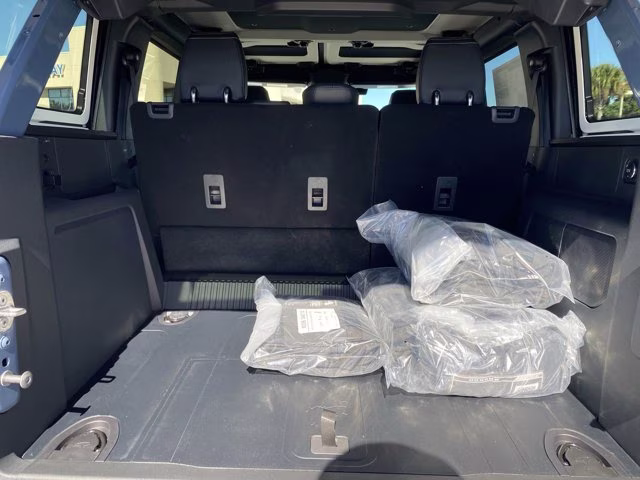 2025 Azure Gray Metallic Tri-Coat Ford Bronco Badlands 4X4 Convertible