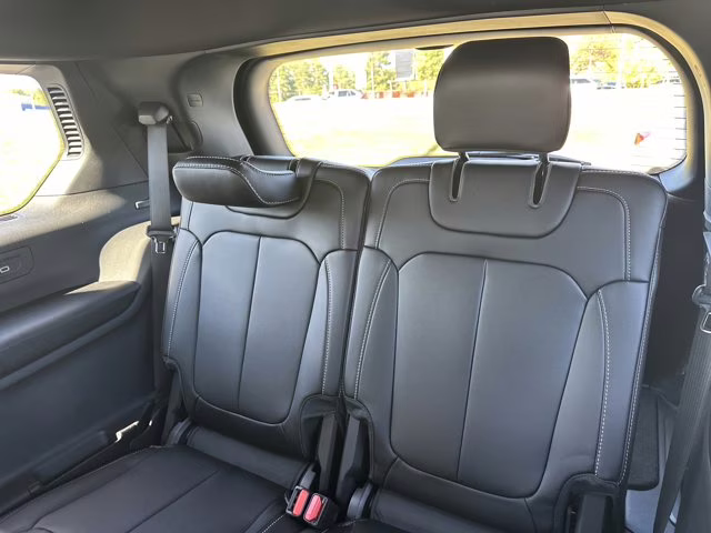 2025 Baltic Gray Metallic Clearcoat Jeep Grand Cherokee L Limited 4X4 SUV