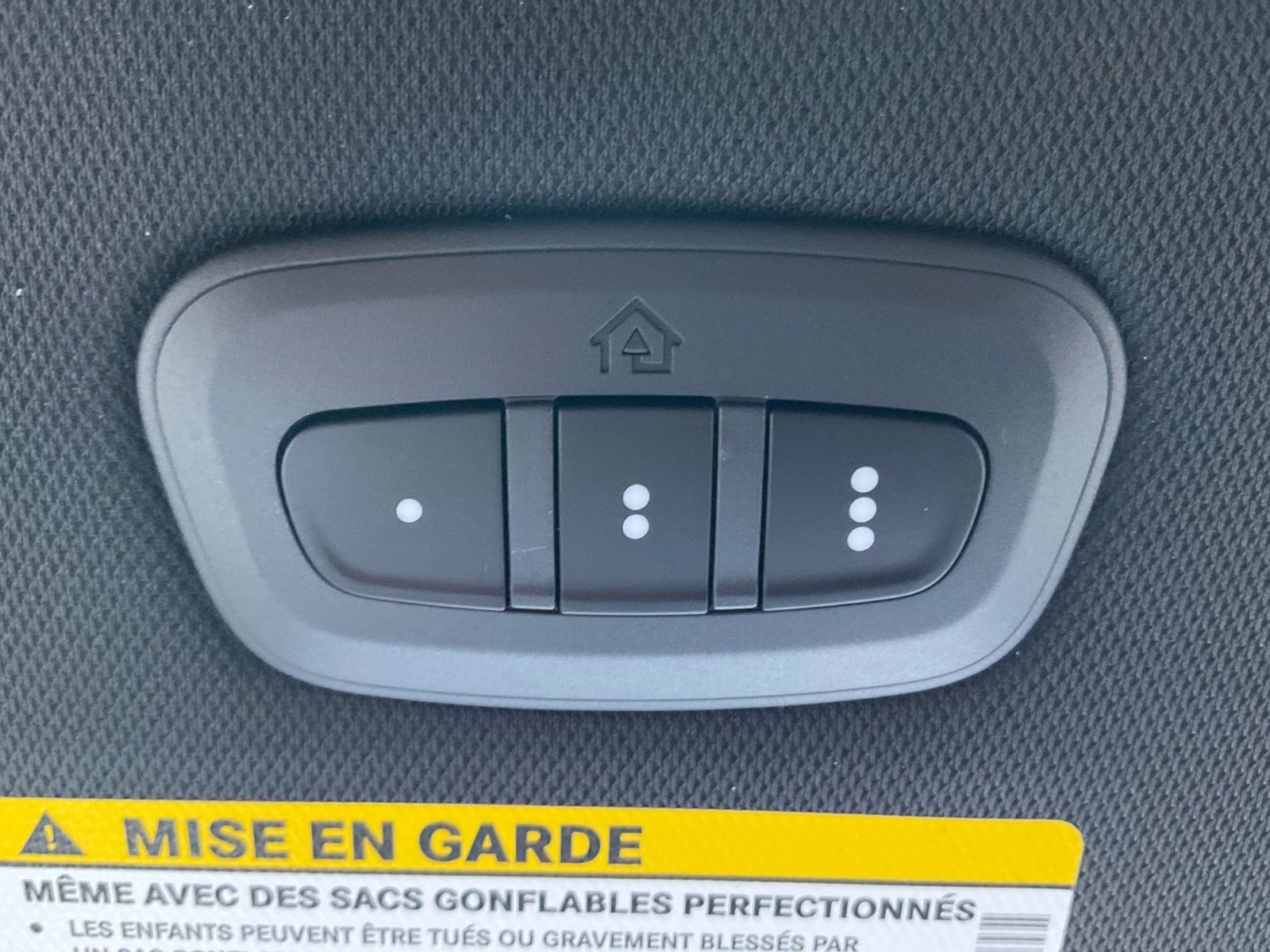 2026 Bright White Clearcoat Chrysler Pacifica Select AWD Van