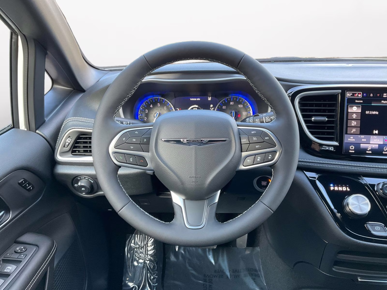 2026 Bright White Clearcoat Chrysler Pacifica Select AWD Van