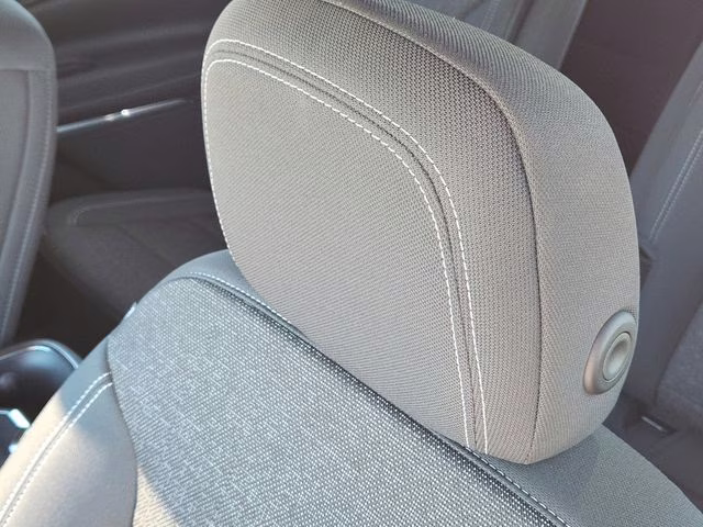 2026 Summit White Chevrolet Traverse LT FWD SUV