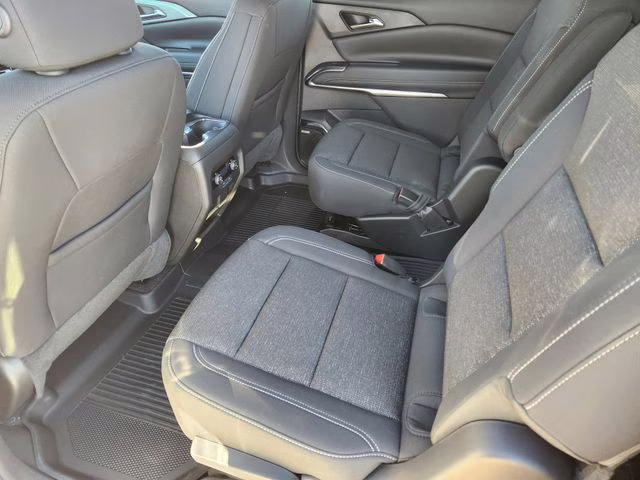 2026 Summit White Chevrolet Traverse LT FWD SUV