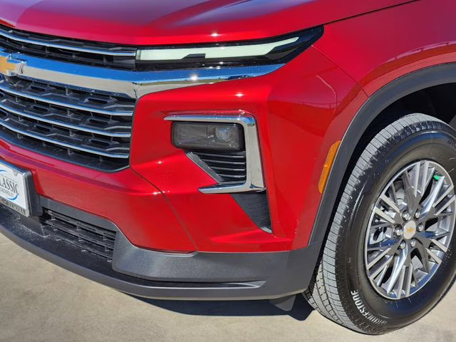 2026 Radiant Red Tintcoat Chevrolet Traverse LT FWD SUV