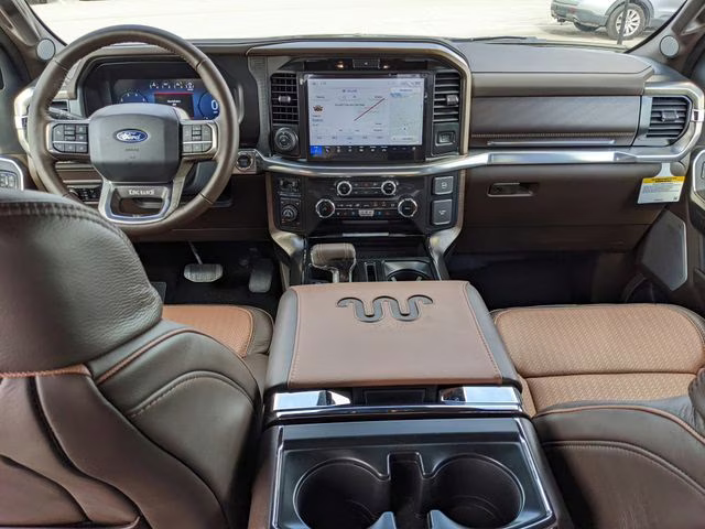 2025 Agate Black Metallic Ford F-150 King Ranch 4X4 Truck