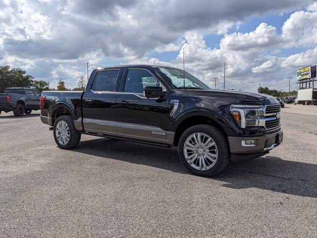 2025 Agate Black Metallic Ford F-150 King Ranch 4X4 Truck