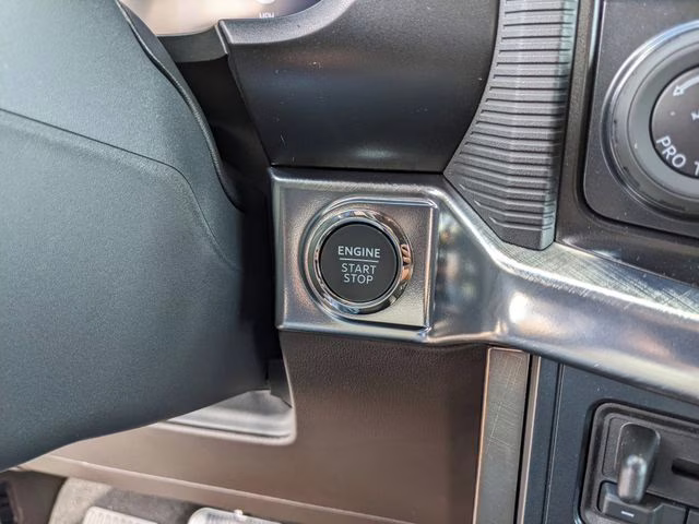 2025 Agate Black Metallic Ford F-150 King Ranch 4X4 Truck