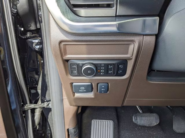 2025 Agate Black Metallic Ford F-150 King Ranch 4X4 Truck