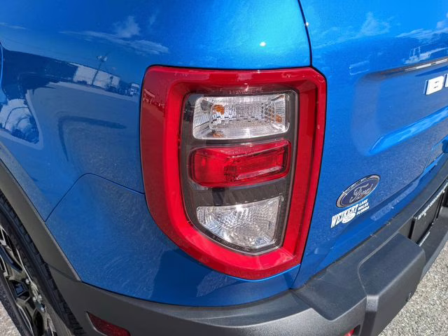 2025 Velocity Blue Metallic Ford Bronco Sport Outer Banks 4X4 SUV
