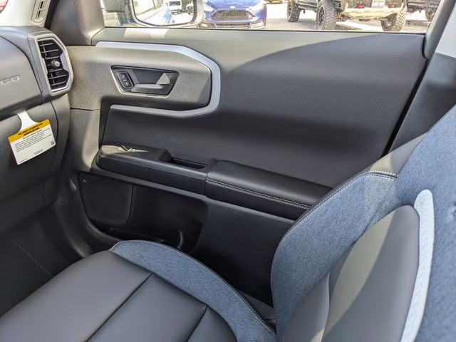 2025 Velocity Blue Metallic Ford Bronco Sport Outer Banks 4X4 SUV