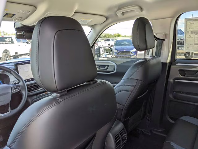 2025 Velocity Blue Metallic Ford Bronco Sport Outer Banks 4X4 SUV