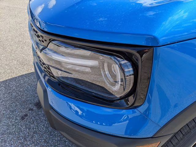 2025 Velocity Blue Metallic Ford Bronco Sport Outer Banks 4X4 SUV