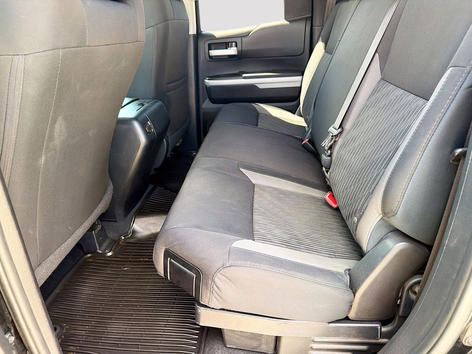 2016 Black Toyota Tundra SR5 4X4 Truck